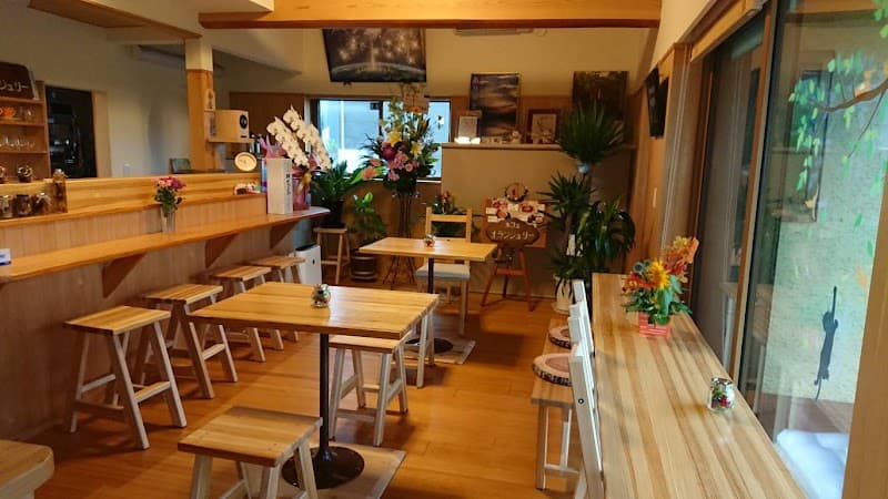 開運カフェ オランジュリー Cafe Orangerie