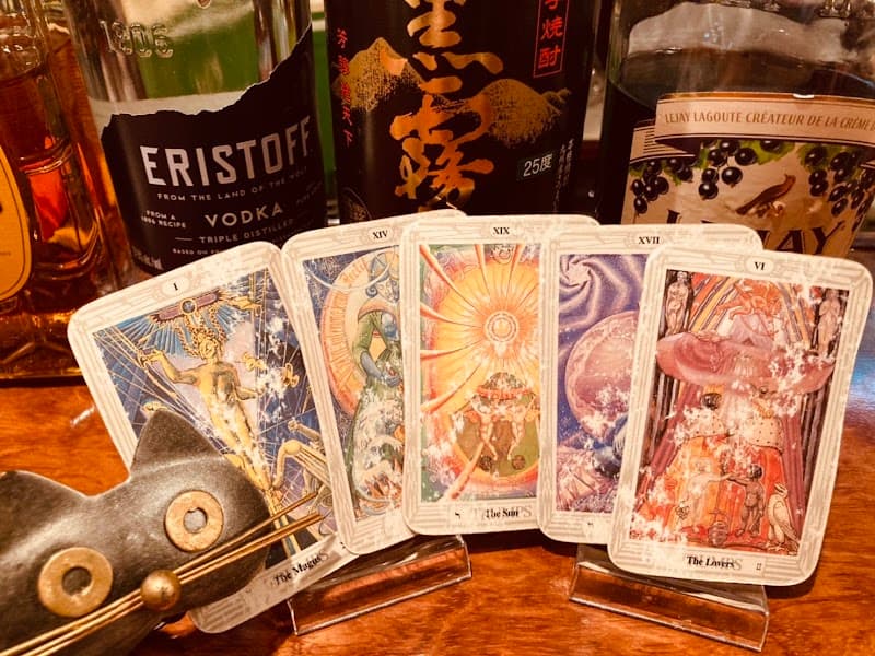 タロットカフェバー 沙夢来アーサ ※18時30分からはPUB沙夢来として営業
