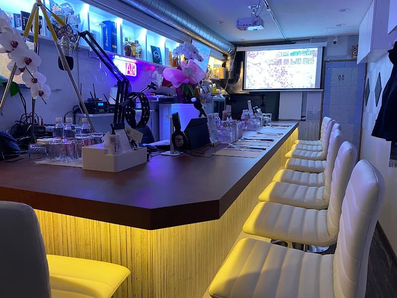 占いBAR / IZABARYA