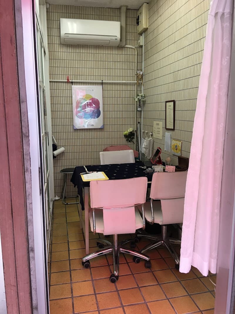 フロンティア占い館 上野店