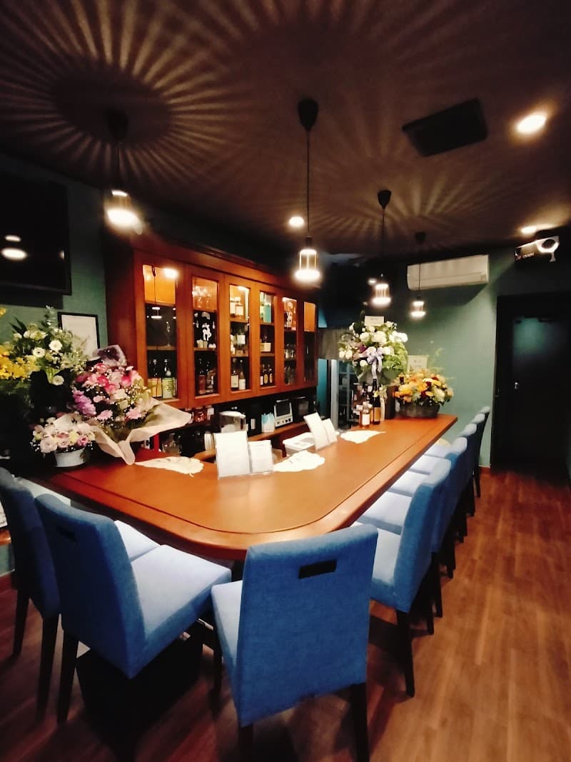占いSalon&Bar M's エムズ