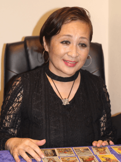 紗亜良先生