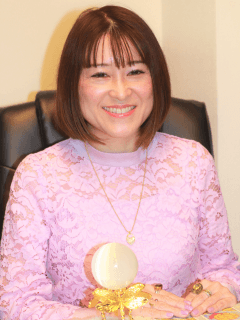 優乃華先生